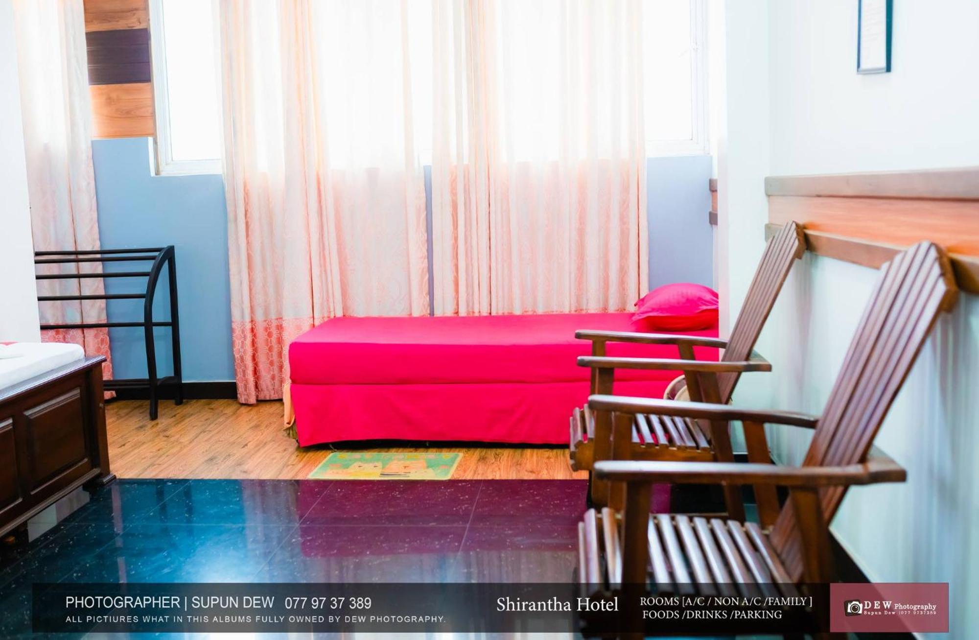 Shirantha Hotel ガル エクステリア 写真